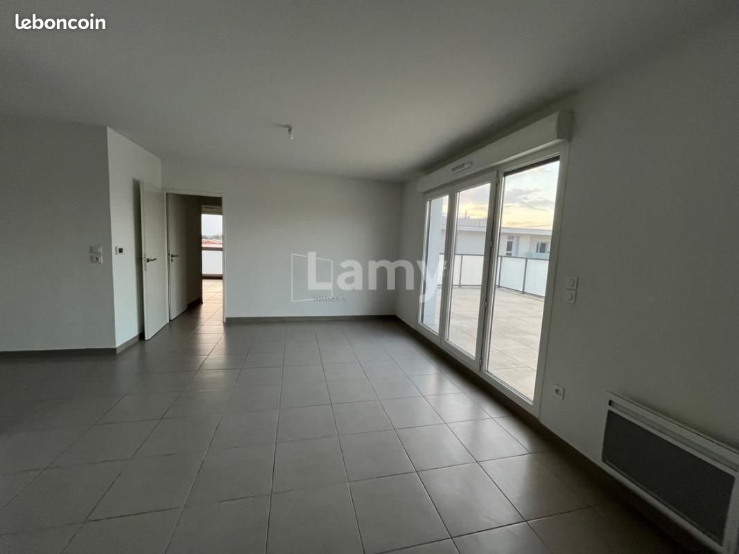 Appartement à louer, 80m², Marsillargues