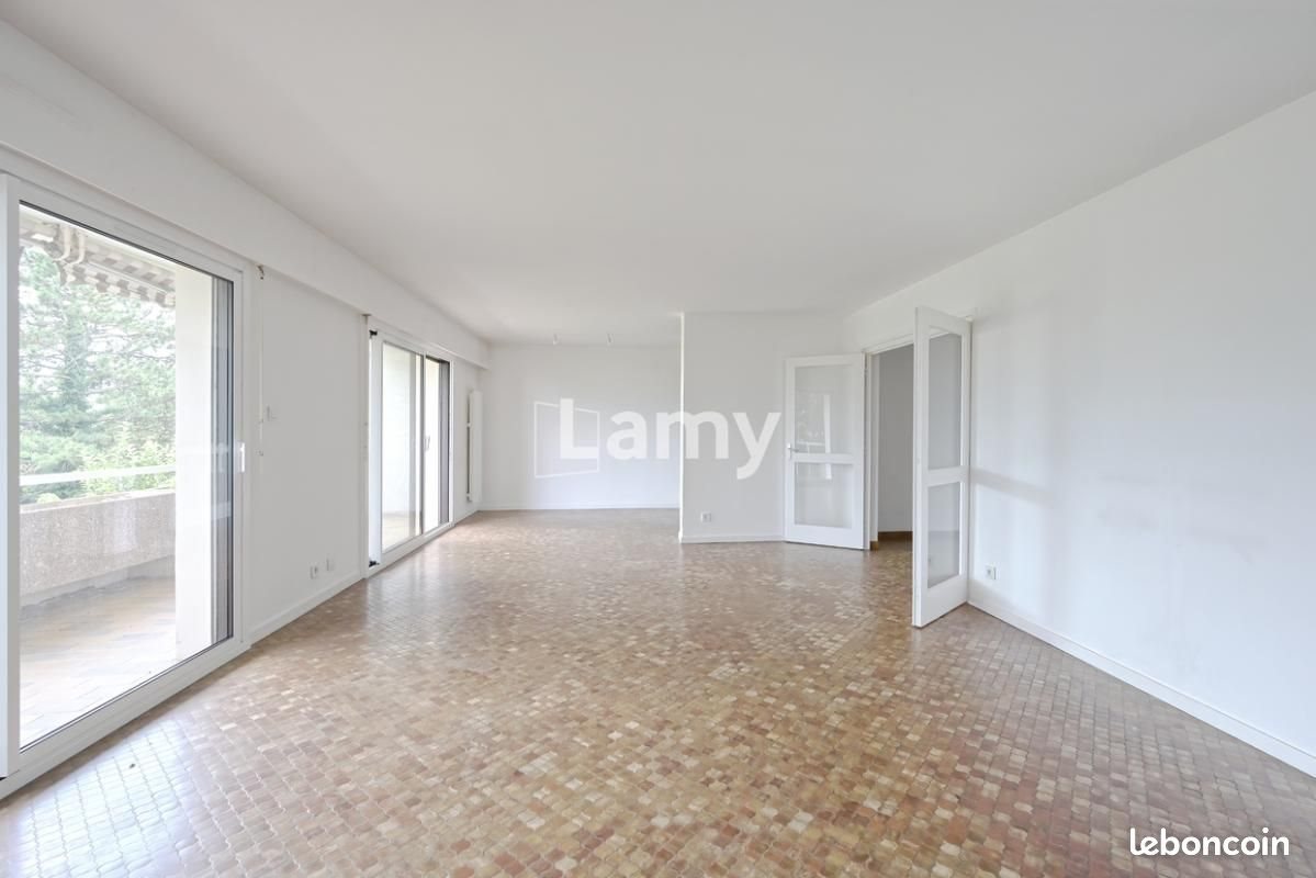 Appartement à vendre, 111m², Saint-Ismier