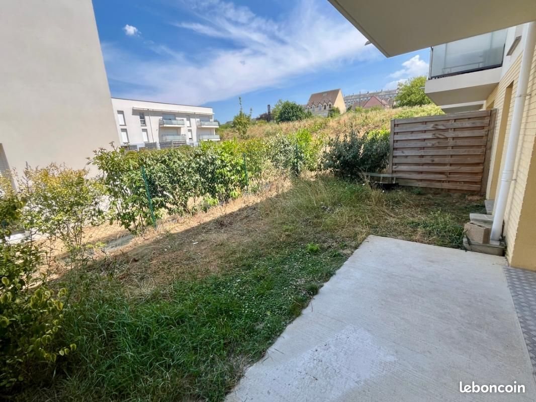 Appartement à louer, 43m², Épernon