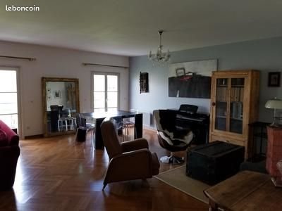 Appartement à louer, 150m², Compiègne