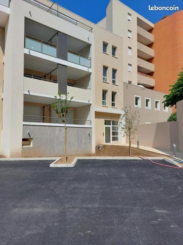 Appartement à louer, 41m², Nîmes