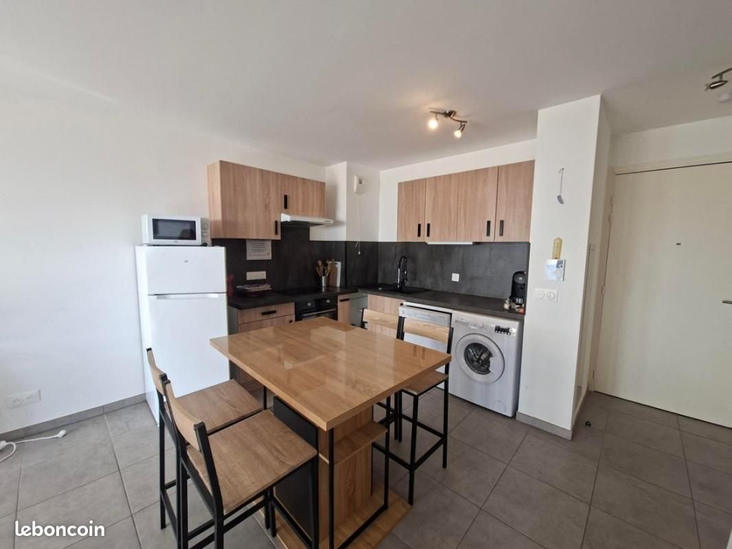 Appartement à louer, 42m², Grasse