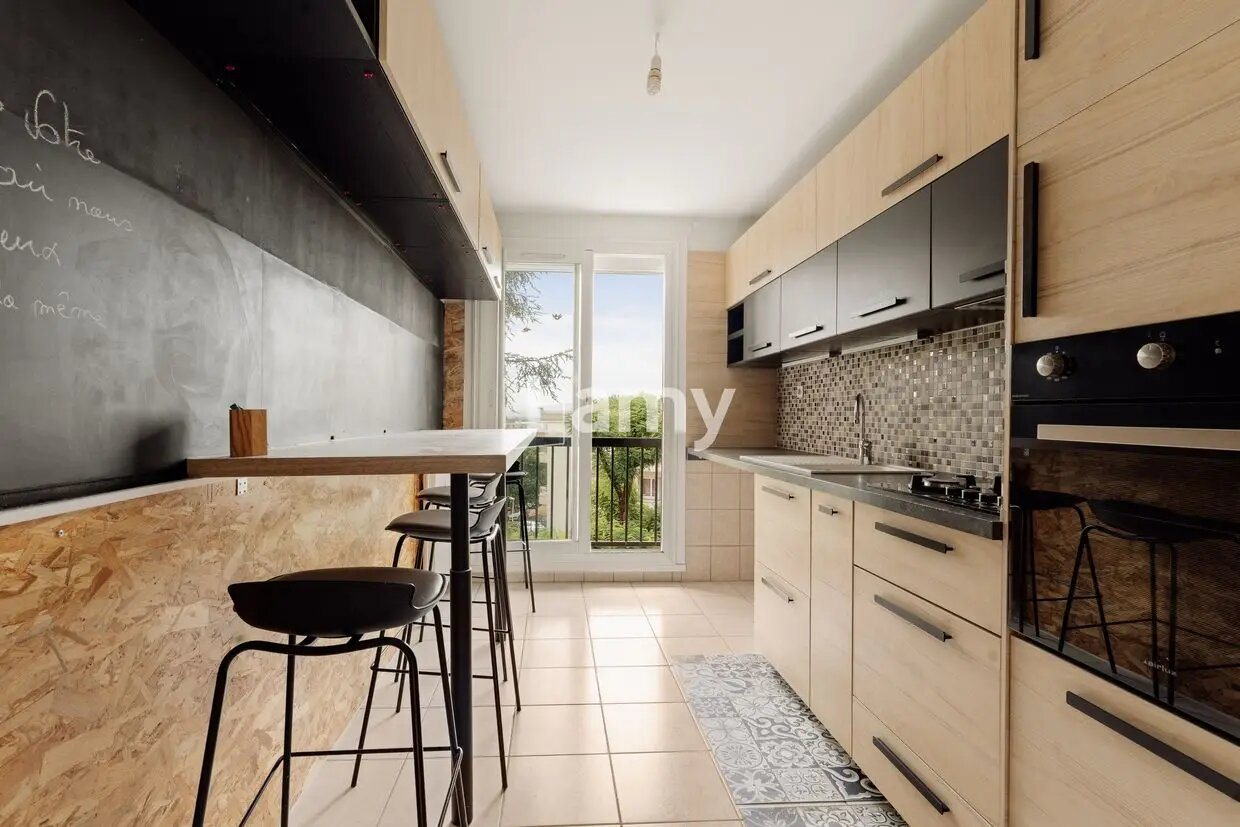 Appartement à vendre, 68m², Décines-Charpieu