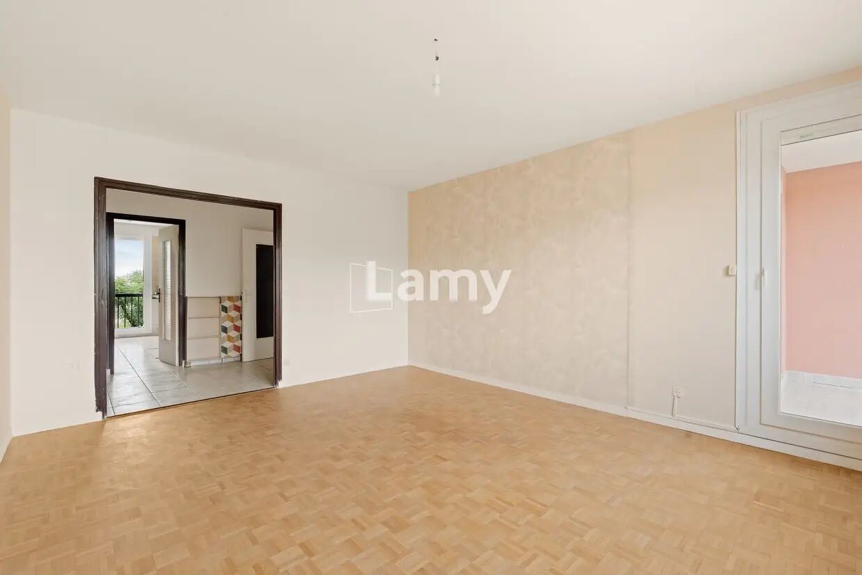 Appartement à vendre, 68m², Décines-Charpieu