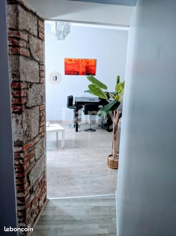 Appartement à louer, 47m², Lons-le-Saunier