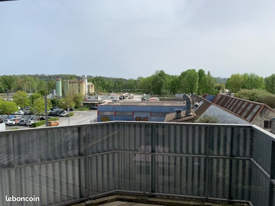Appartement à louer, 67m², Bordeaux