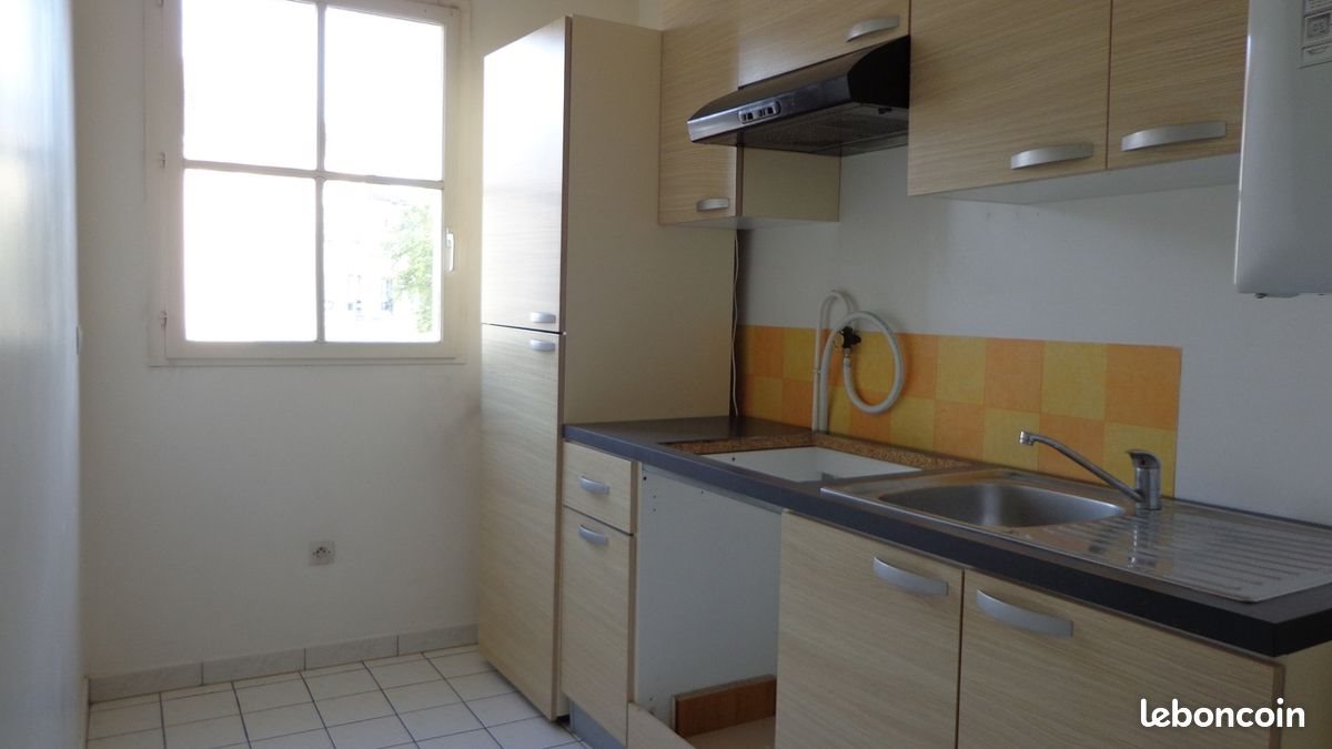 Appartement à louer, 46m², Cergy