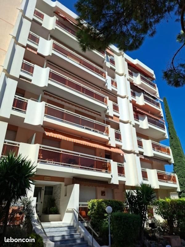 Appartement à louer, 30m², Saint-Raphaël