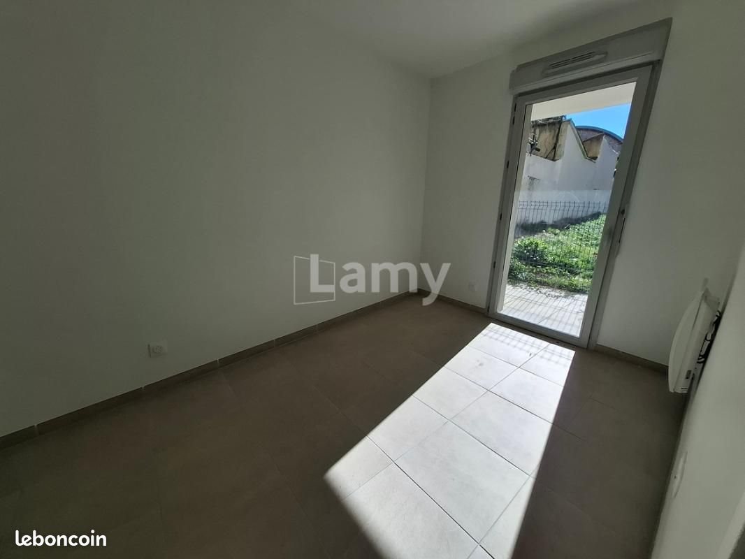 Appartement à louer, 90m², Marseille 15ème