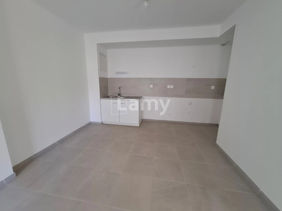 Appartement à louer, 90m², Marseille 15ème