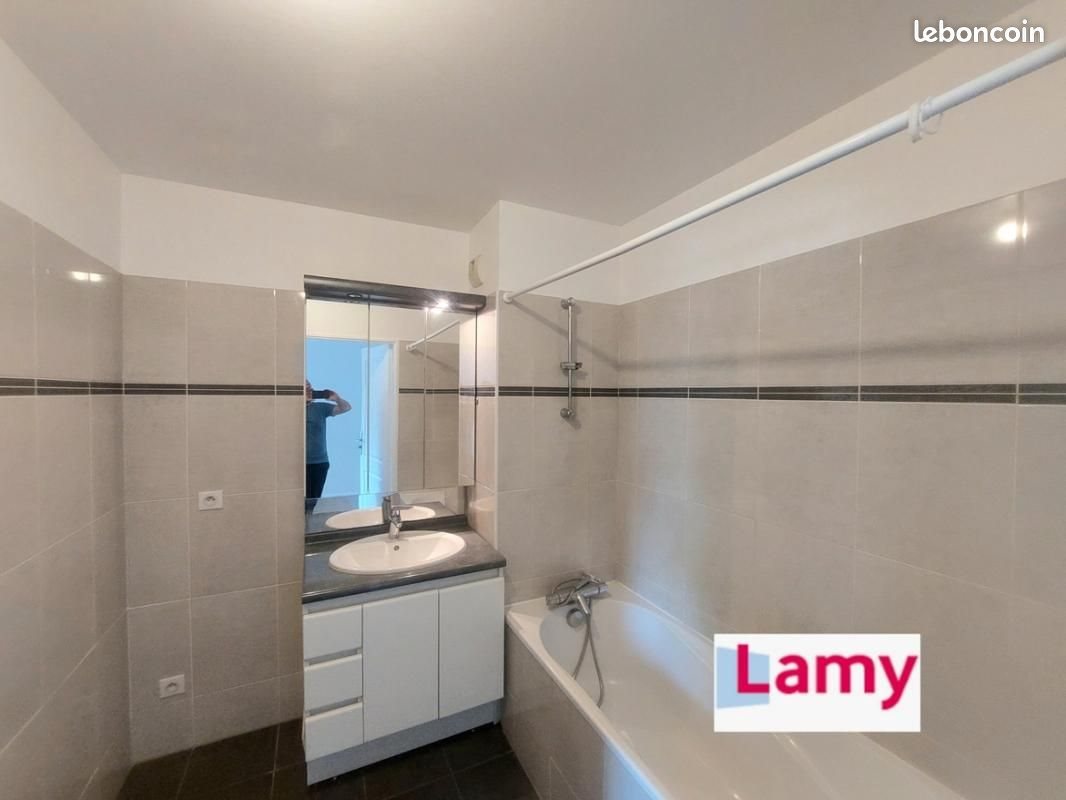 Appartement à vendre, 44m², Courbevoie