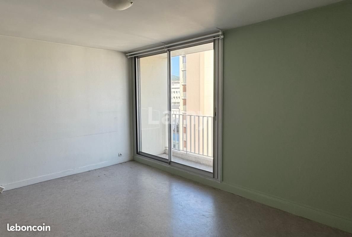 Appartement à louer, 32m², Clermont-Ferrand