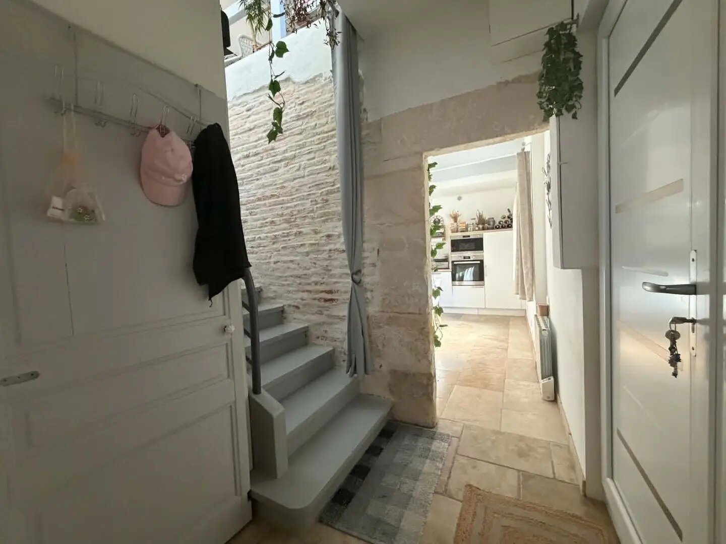 Maison à louer, 74m², Bellegarde