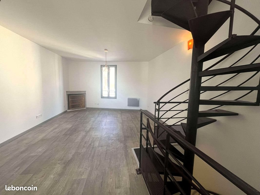Maison à louer, 66m², Bellegarde