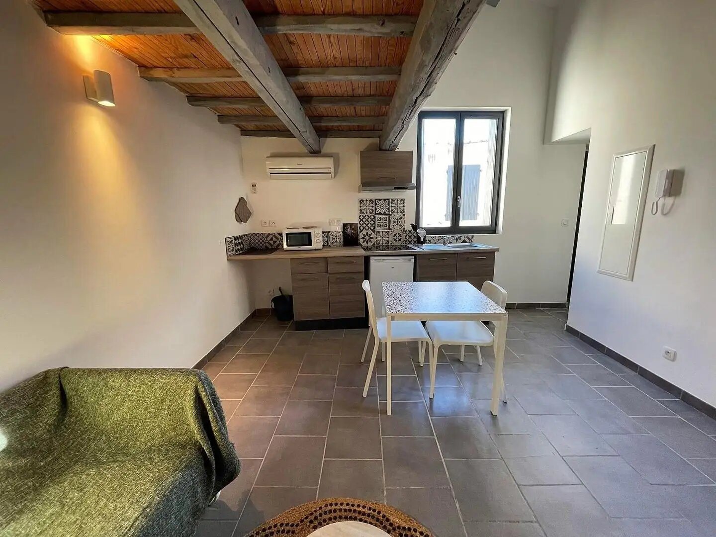 Appartement à louer, 26m², Nîmes