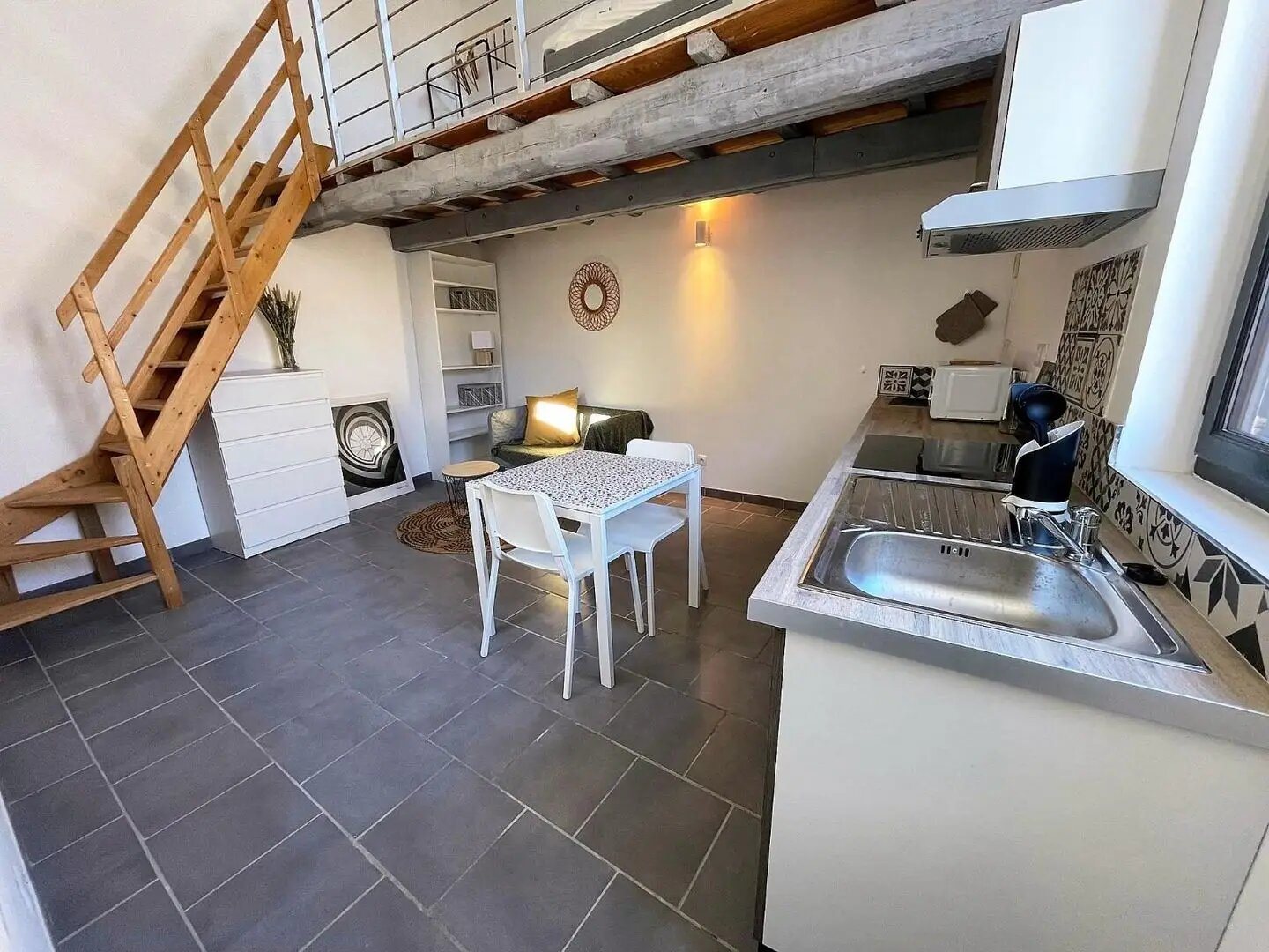 Appartement à louer, 26m², Nîmes