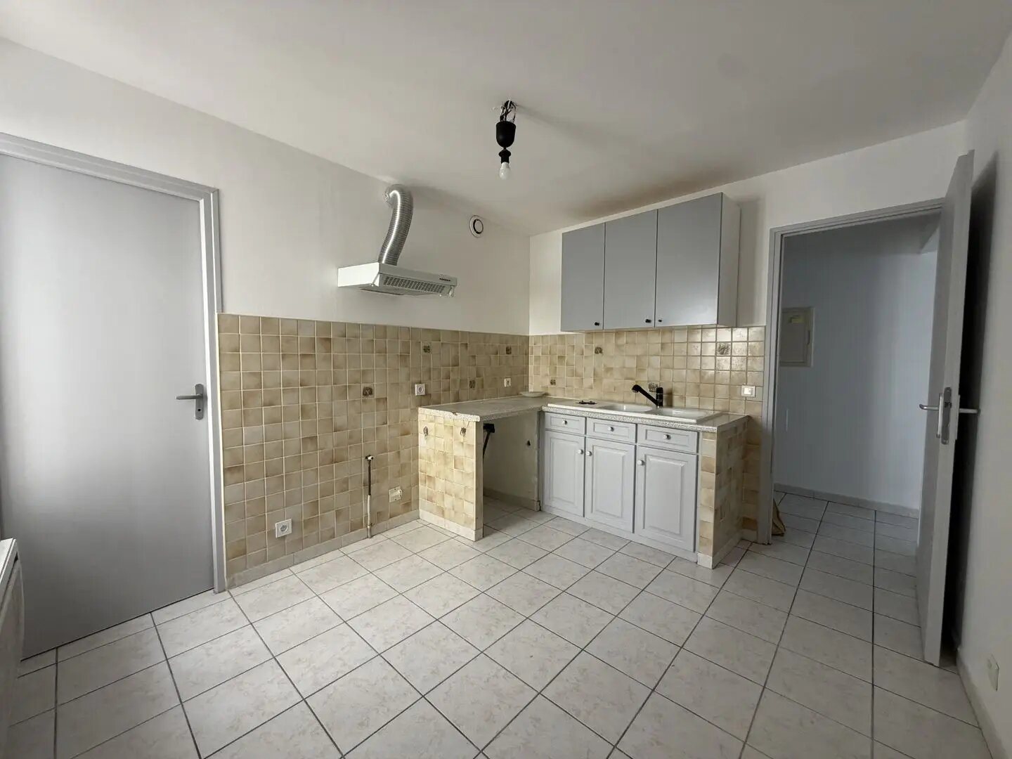 Appartement à louer, 90m², Aramon
