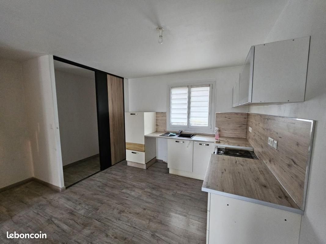 Maison à louer, 67m², Vonnas