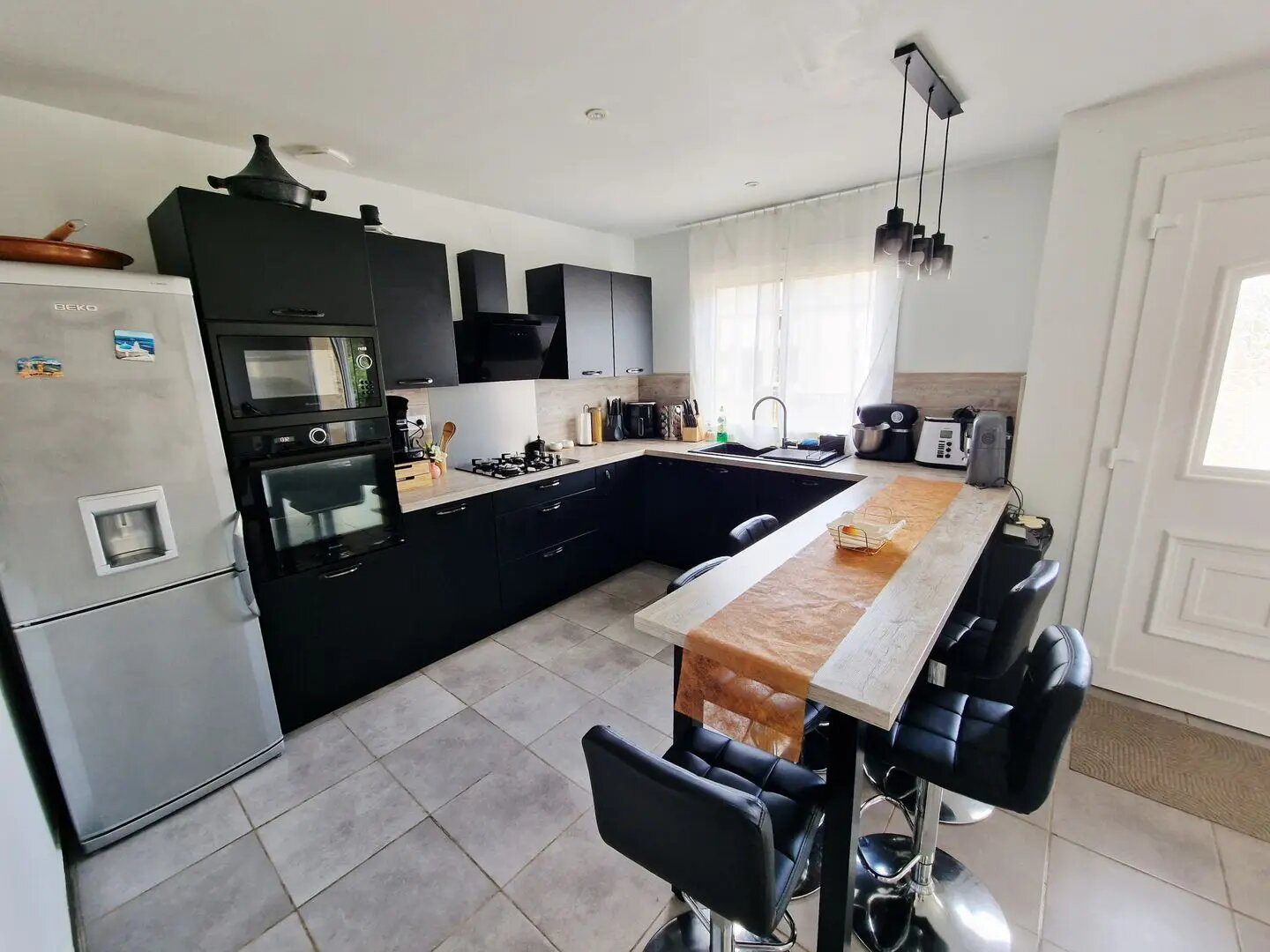 Maison à vendre, 83m², Saint-Genès-Champanelle