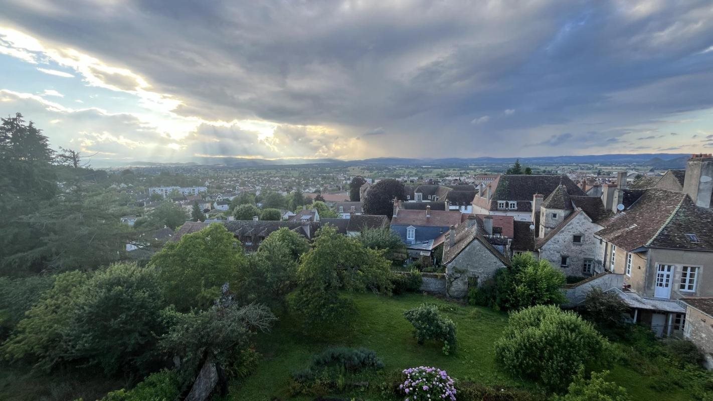 Maison à vendre, 350m², Autun