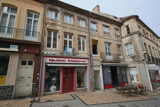 Immeuble 650 m² · à Autun · 650 m² · 255 000 €