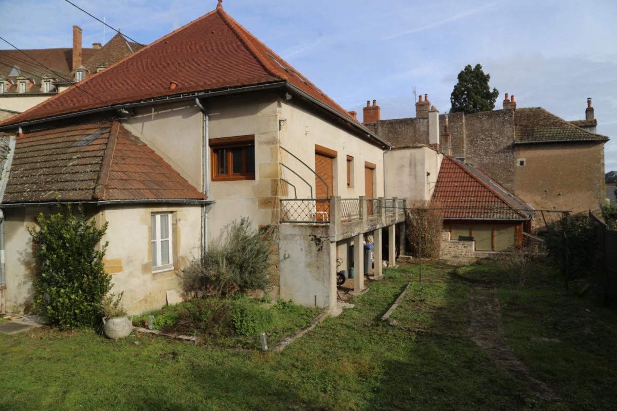 Maison à vendre, 94m², Autun
