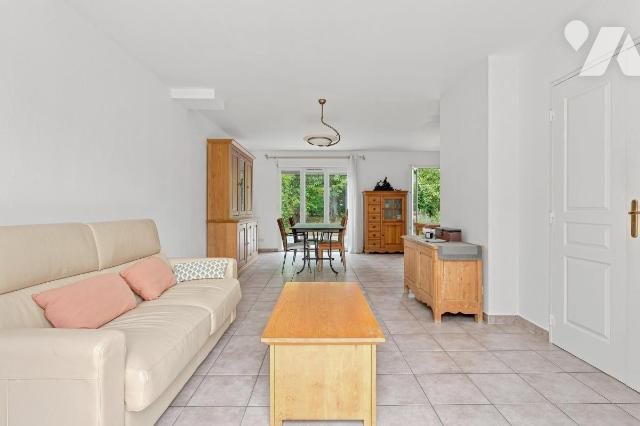 Maison à vendre, 110m², Prévessin-Moëns