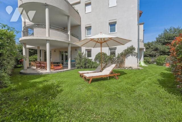 Appartement à vendre, 87m², Ferney-Voltaire