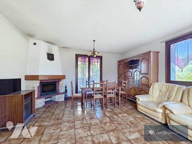 Maison à vendre, 116m², Prévessin-Moëns