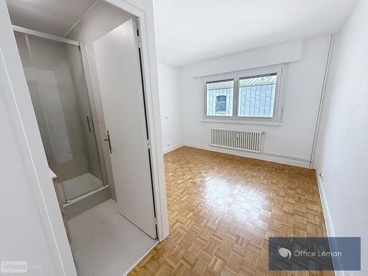 Appartement à vendre, 66m², Divonne-les-Bains