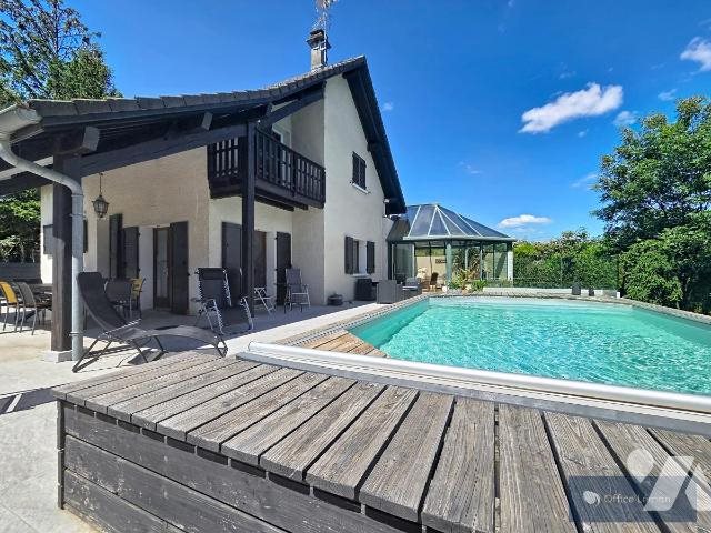 Maison à vendre, 182m², Prévessin-Moëns