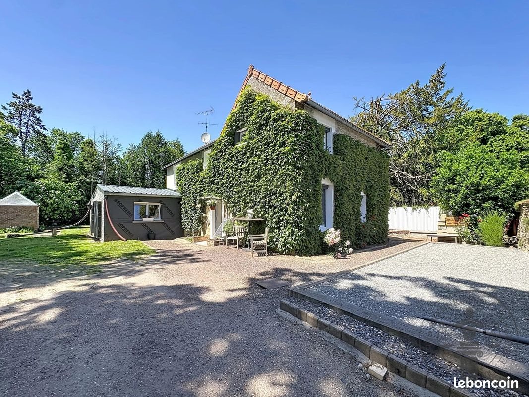 Maison à vendre, 169m², Sainville