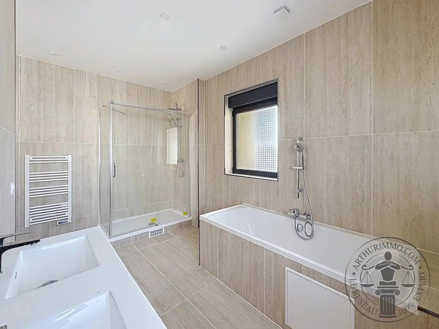 Maison à vendre, 193m², Sainville