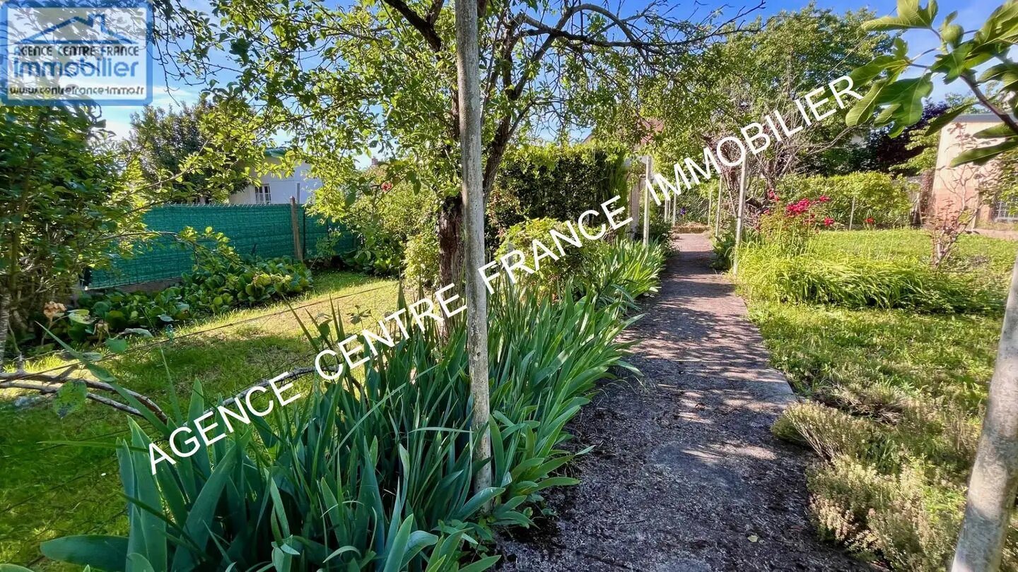 Maison à vendre, 121m², Bourges
