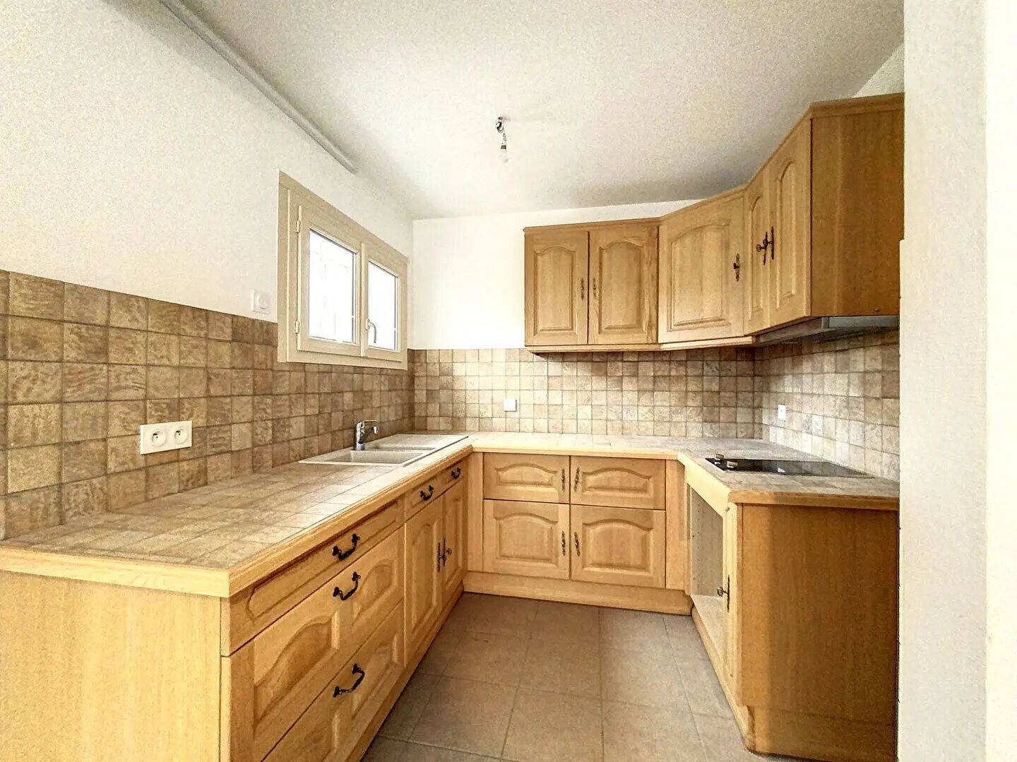 Appartement à louer, 35m², Fontaine-lès-Dijon