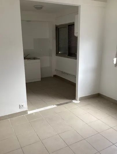 Appartement à louer, 33m², Vaulx-en-Velin