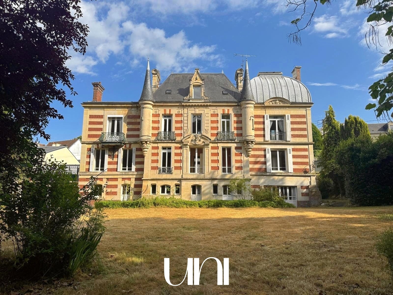 Maison à vendre, 427m², Caen