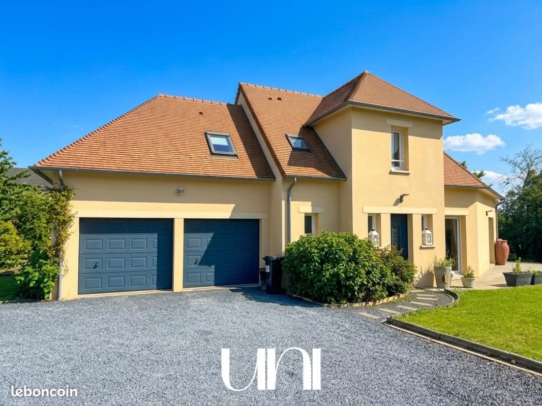 Maison à vendre, 137m², Monceaux-en-Bessin