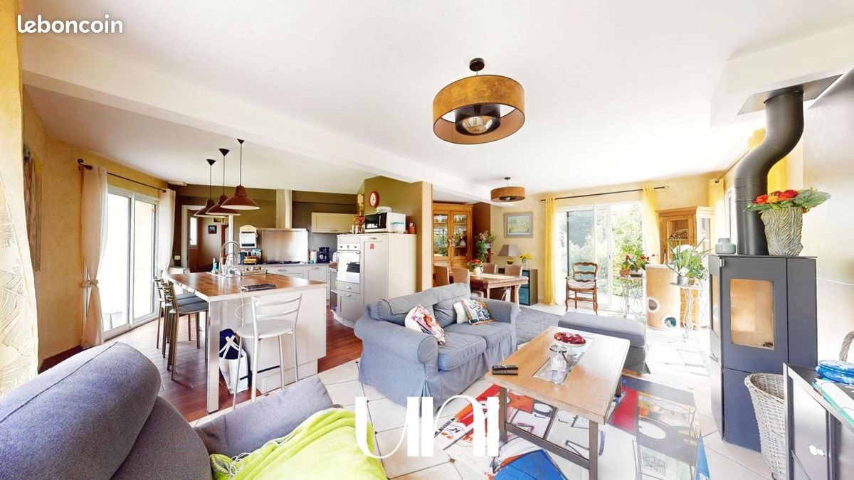 Maison à vendre, 137m², Monceaux-en-Bessin