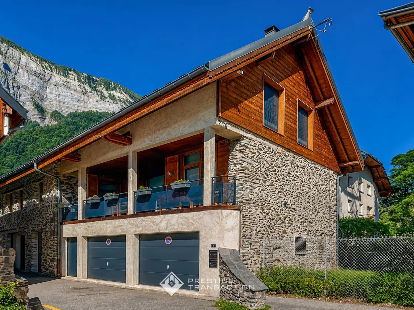 Maison à vendre, 251m², Le Bourg-d'Oisans