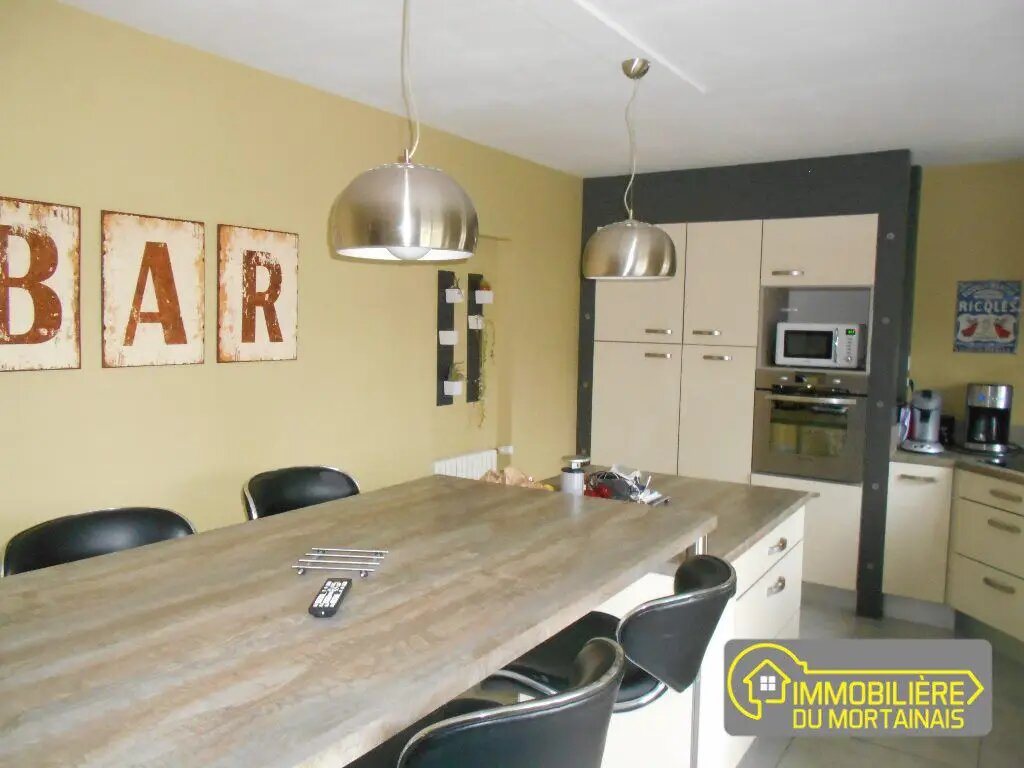 Maison à louer, 144m², Saint-Hilaire-du-Harcouët
