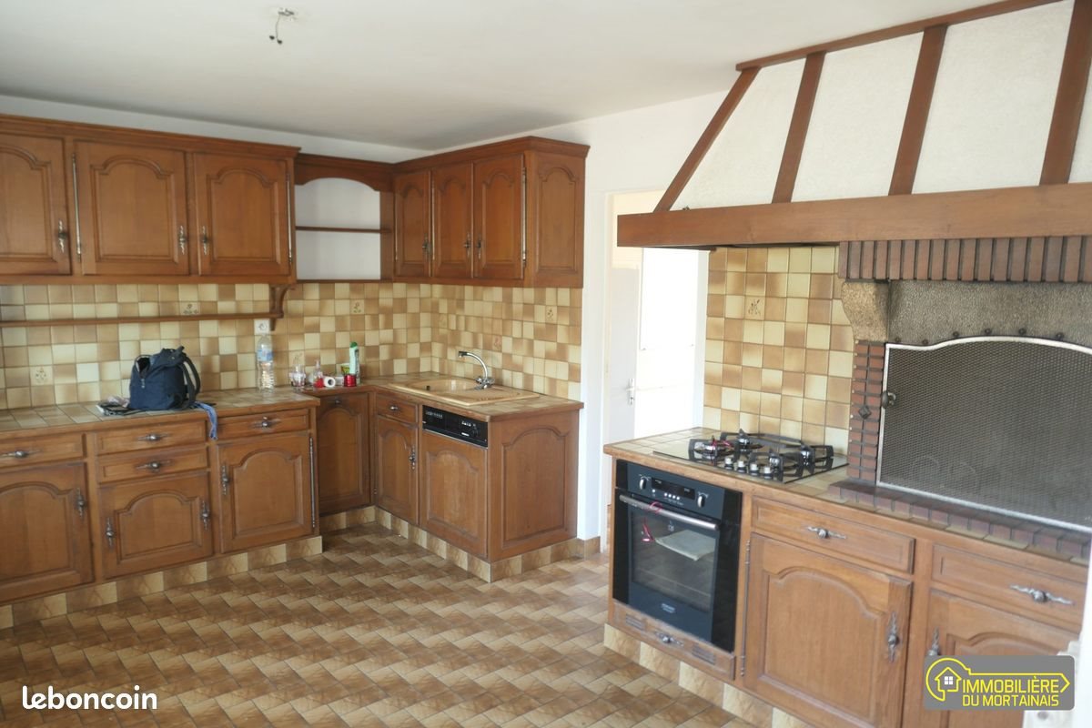 Maison à vendre, 125m², Saint-Hilaire-du-Harcouët