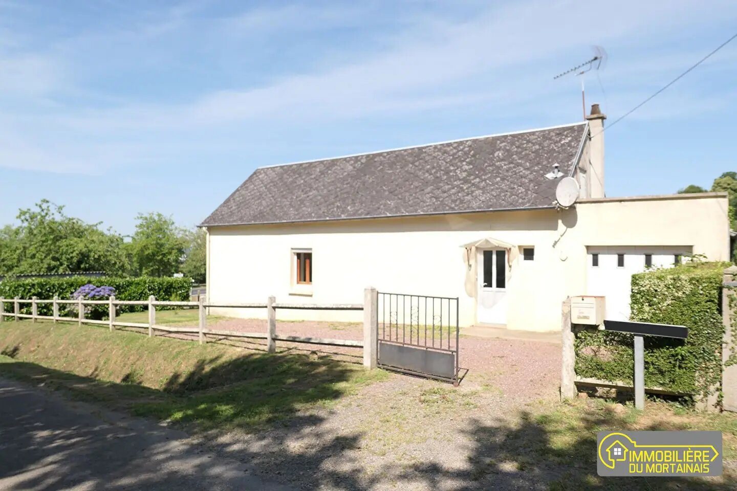 Maison à louer, 53m², Mortain