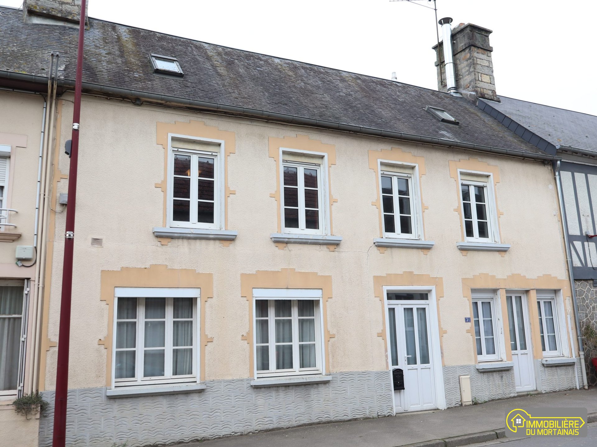 Maison à louer, 86m², Saint-Georges-de-Rouelley
