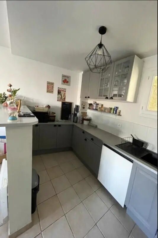 Maison à louer, 81m², Rognes