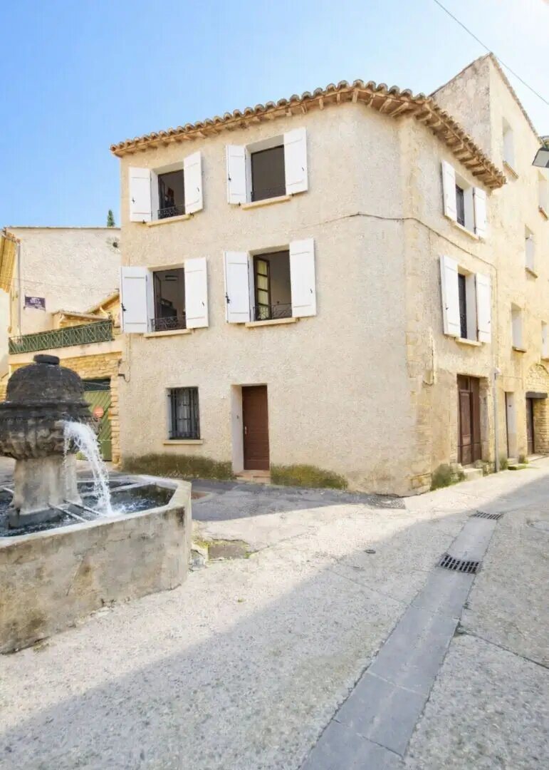 Maison à vendre, 77m², Mazan