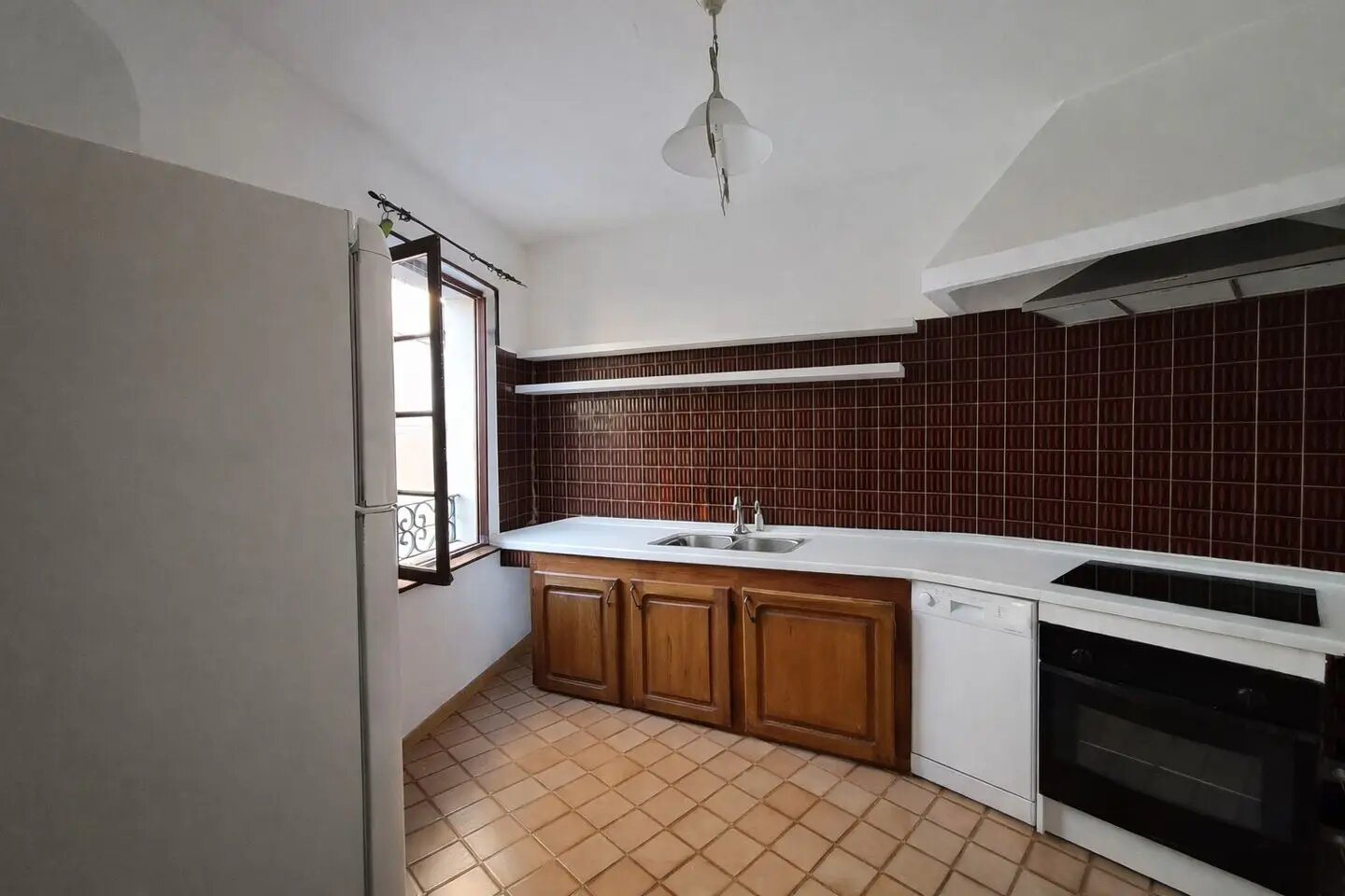 Maison à vendre, 77m², Mazan