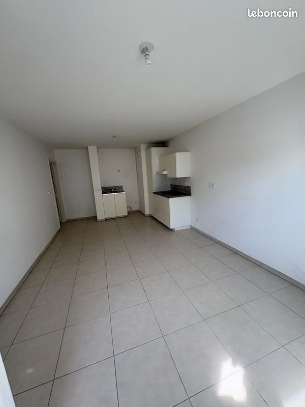 Appartement à louer, 56m², Marseille 12ème