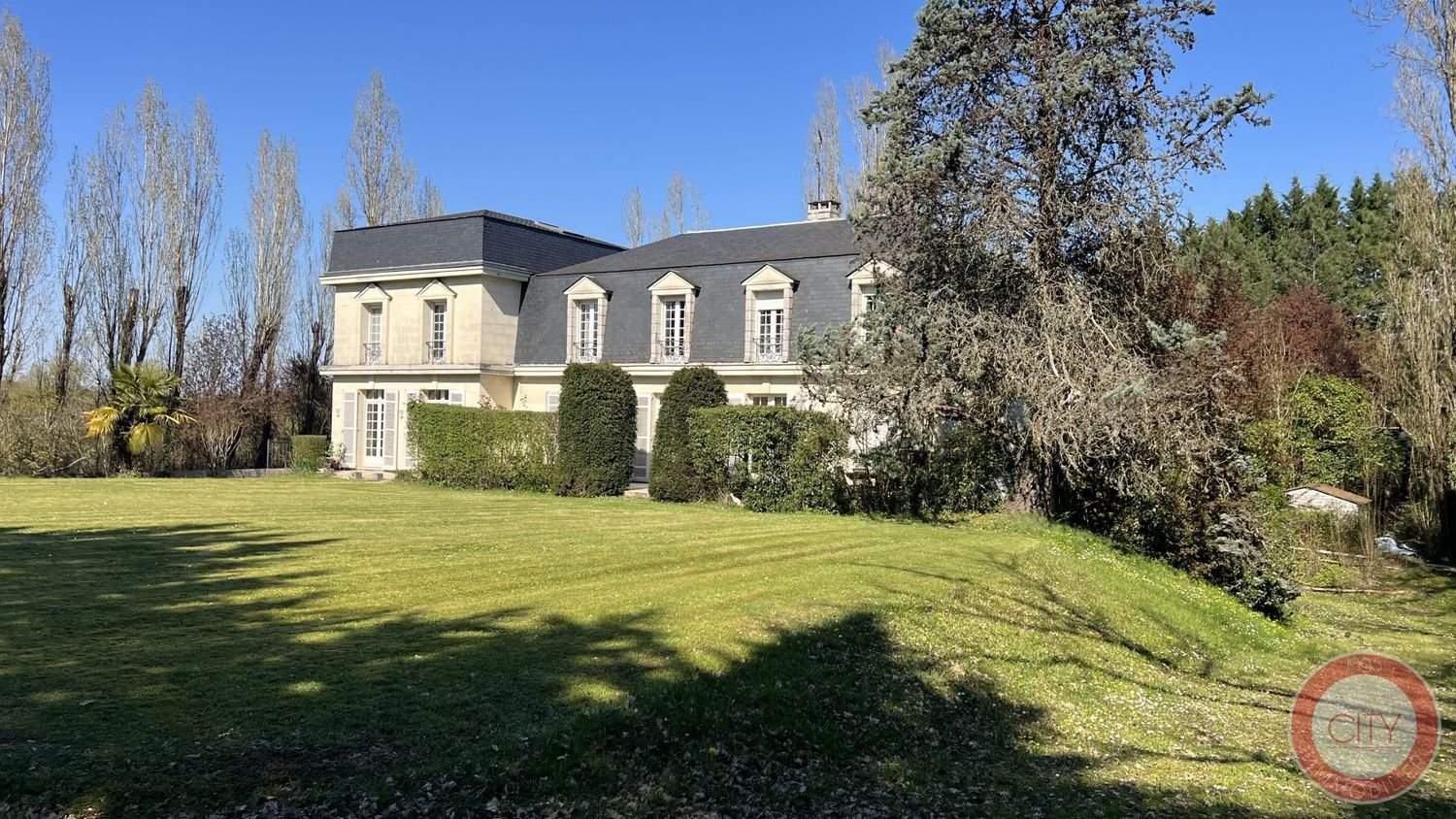 Maison à vendre, 350m², Yvrac