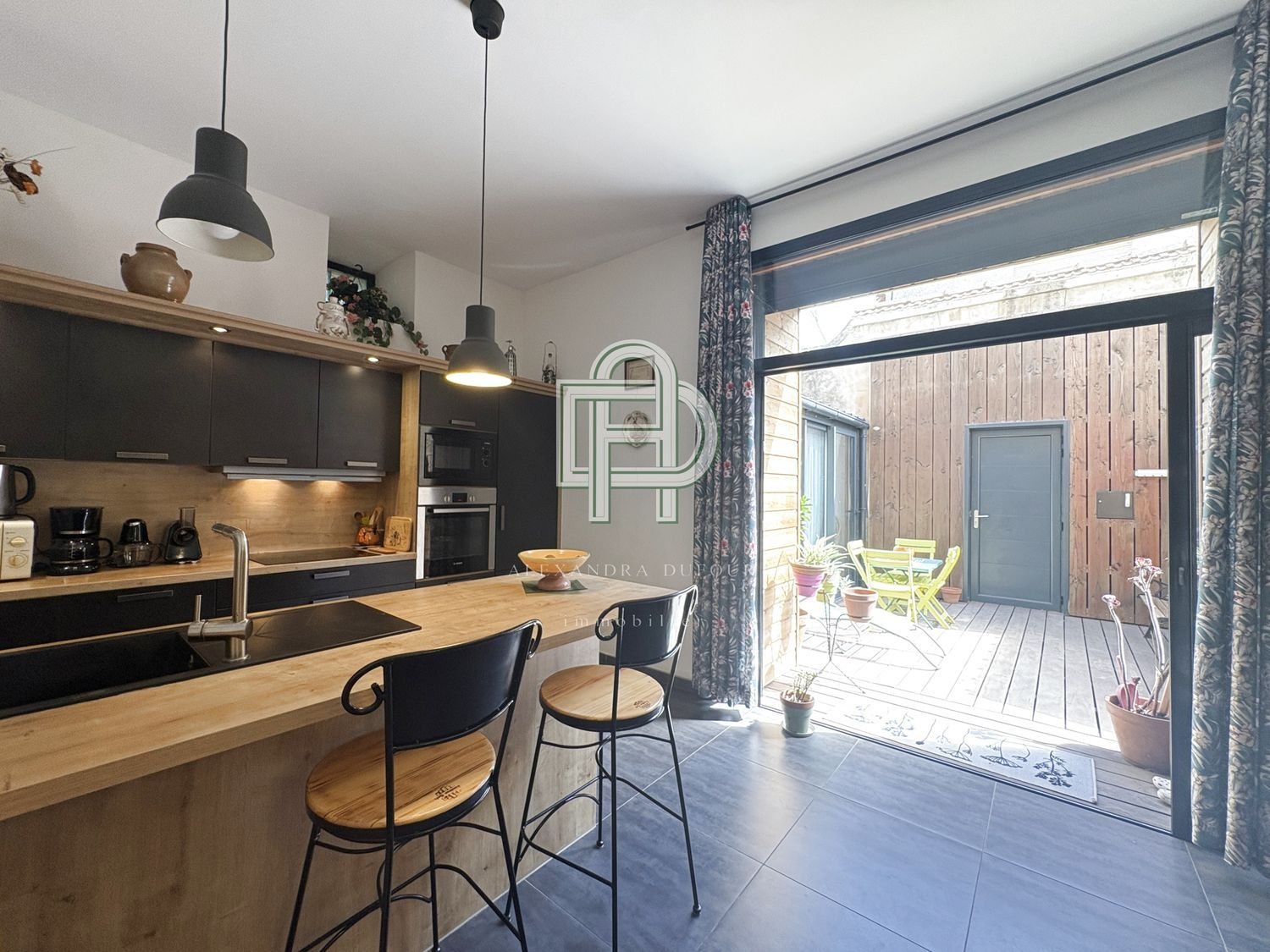 Maison à vendre, 120m², Ouveillan